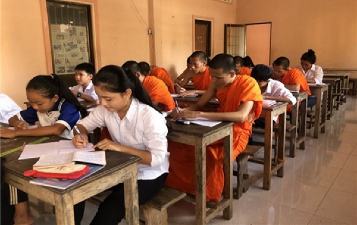 Một lớp dạy chữ Khmer tại chùa Giồng Lớn, xã Đại An (huyện Trà Cú, Trà Vinh). Ảnh: P. Hơn.