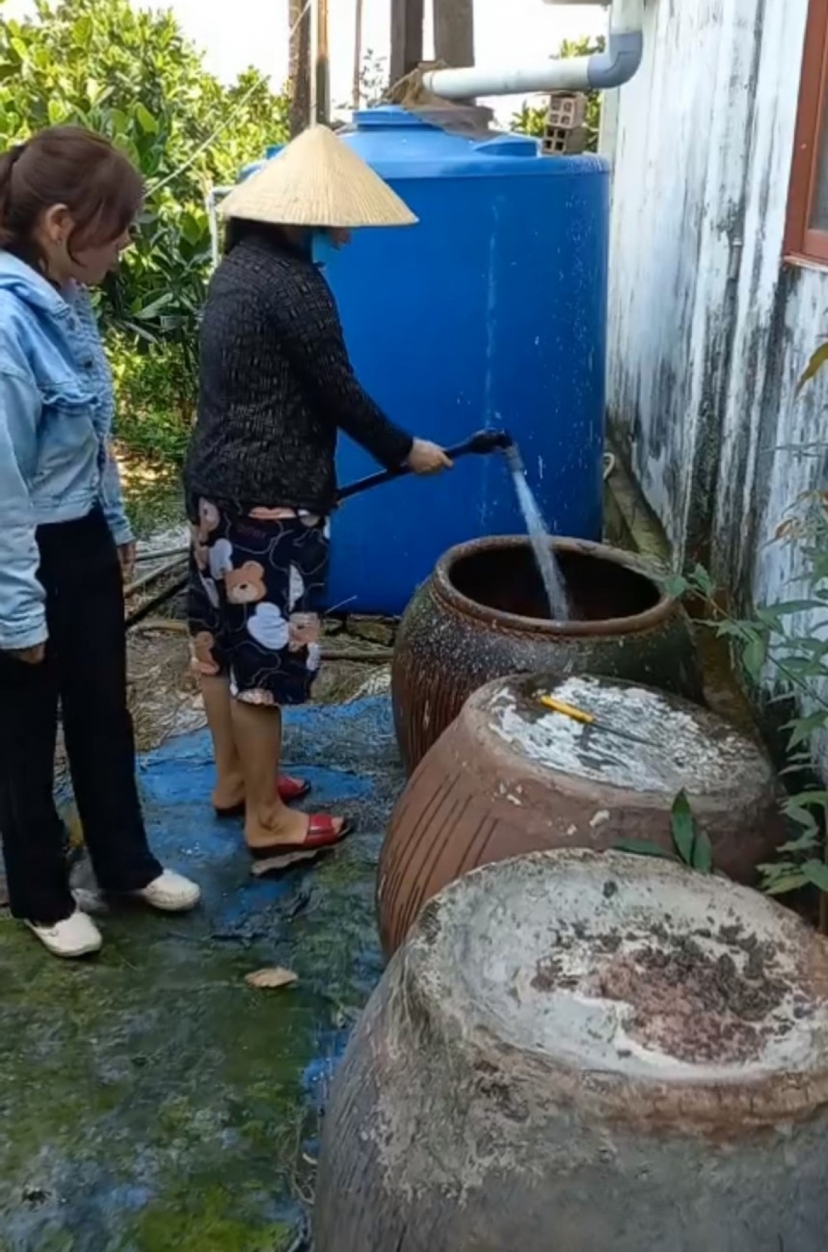 Nước sạch cho sinh hoạt mùa khô đối với người dân huyện Tân Phước rất cấp thiết