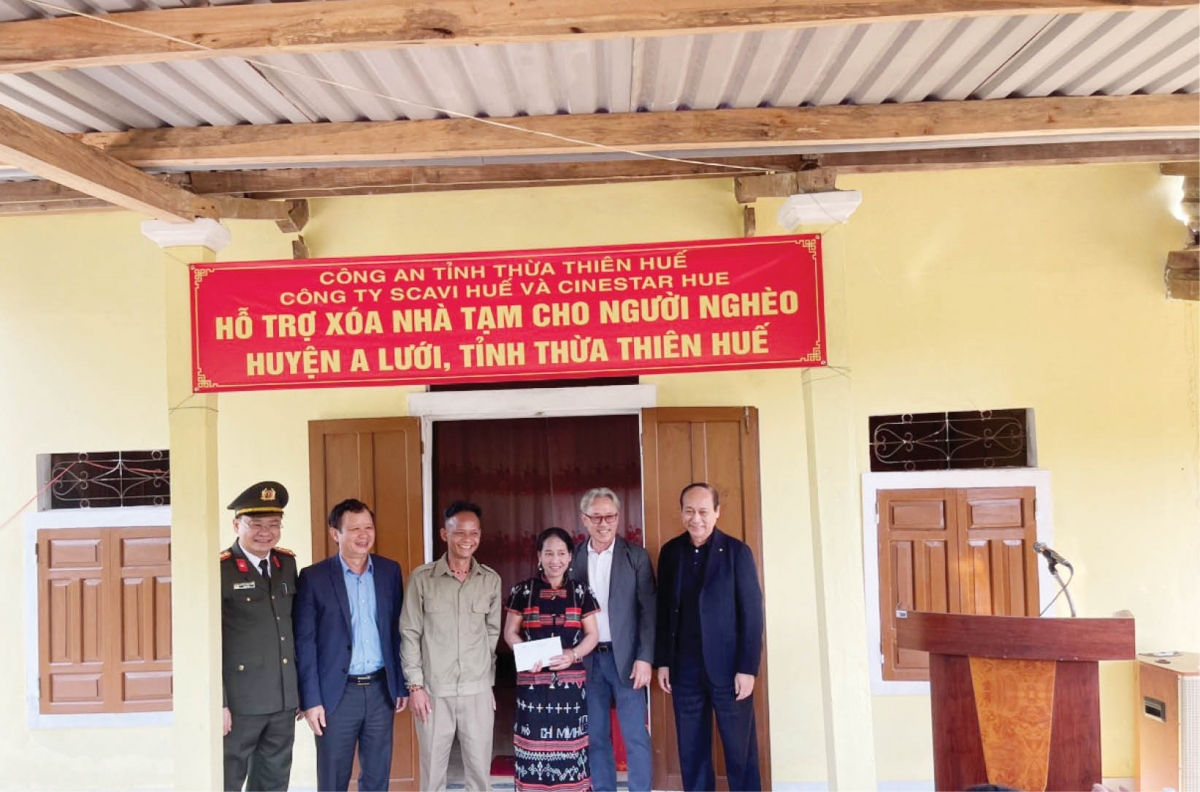 Nhiều hộ nghèo ở A Lưới được hỗ trợ nhà ở để thoát nghèo