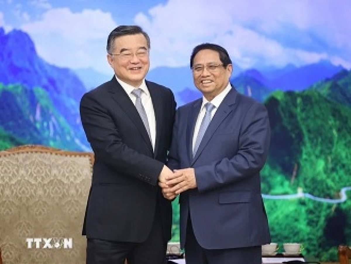 Thủ tướng Phạm Minh Chính wơt Groi Ủy viên Nhân đại lam dak Trung Quốc Trương Khánh Vĩ