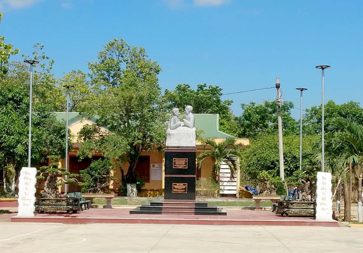 Gŏng kut Wa Hồ hăng ling tơhan pơgang guai dêh čar dŏng ƀơi lan puih kơđông pơgang guai dêh čar