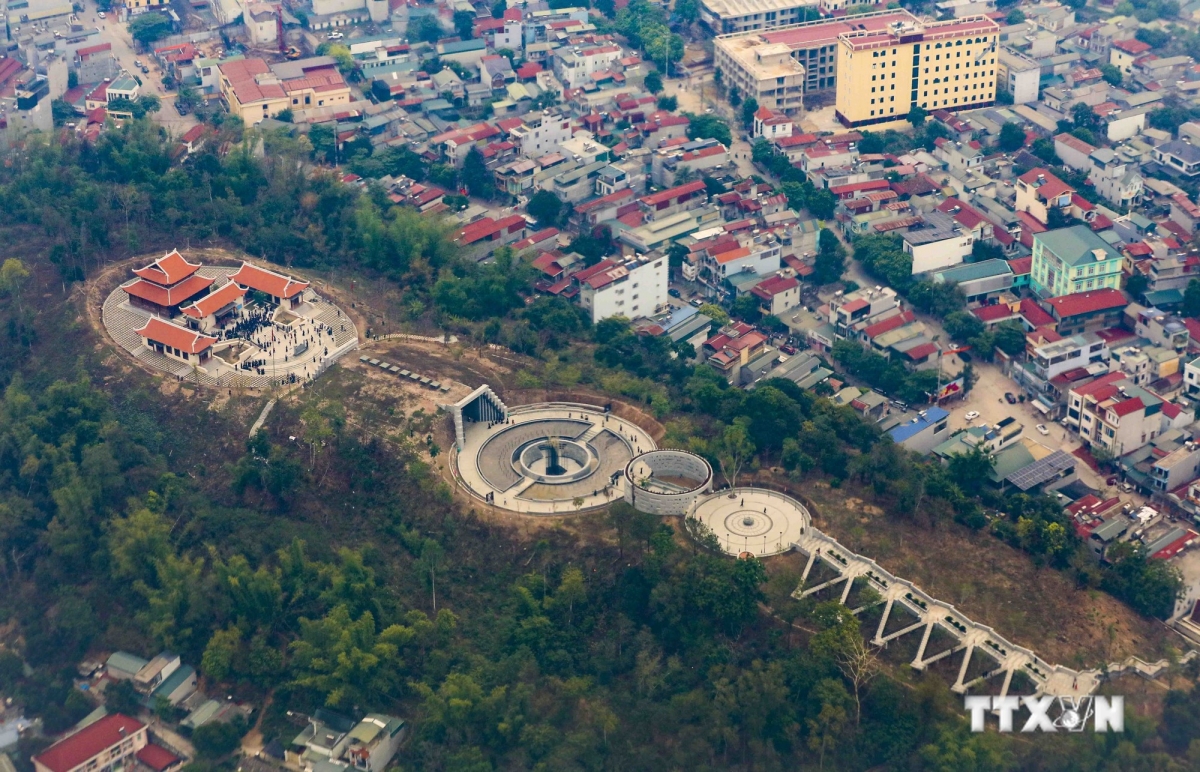 Toàn cảnh Đền thờ Liệt sĩ Chiến trường Điện Biên Phủ được khánh thành vào năm 2022. Ảnh: Xuân Tư - TTXVN