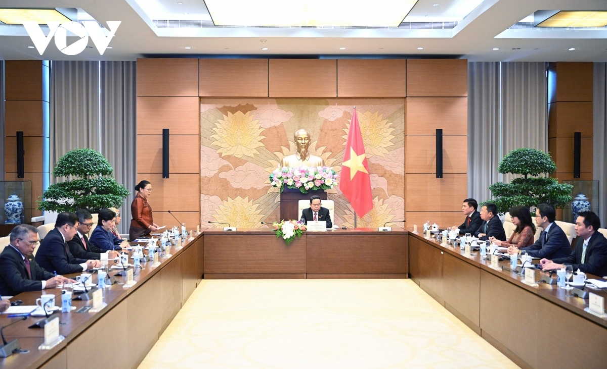 Kruanh Quốc hội Trần Thanh Mẫn vơt mpôl đại sứ, ndơn kan ăp dak ASEAN n’hanh Timor-Lest ta Hà Nội.