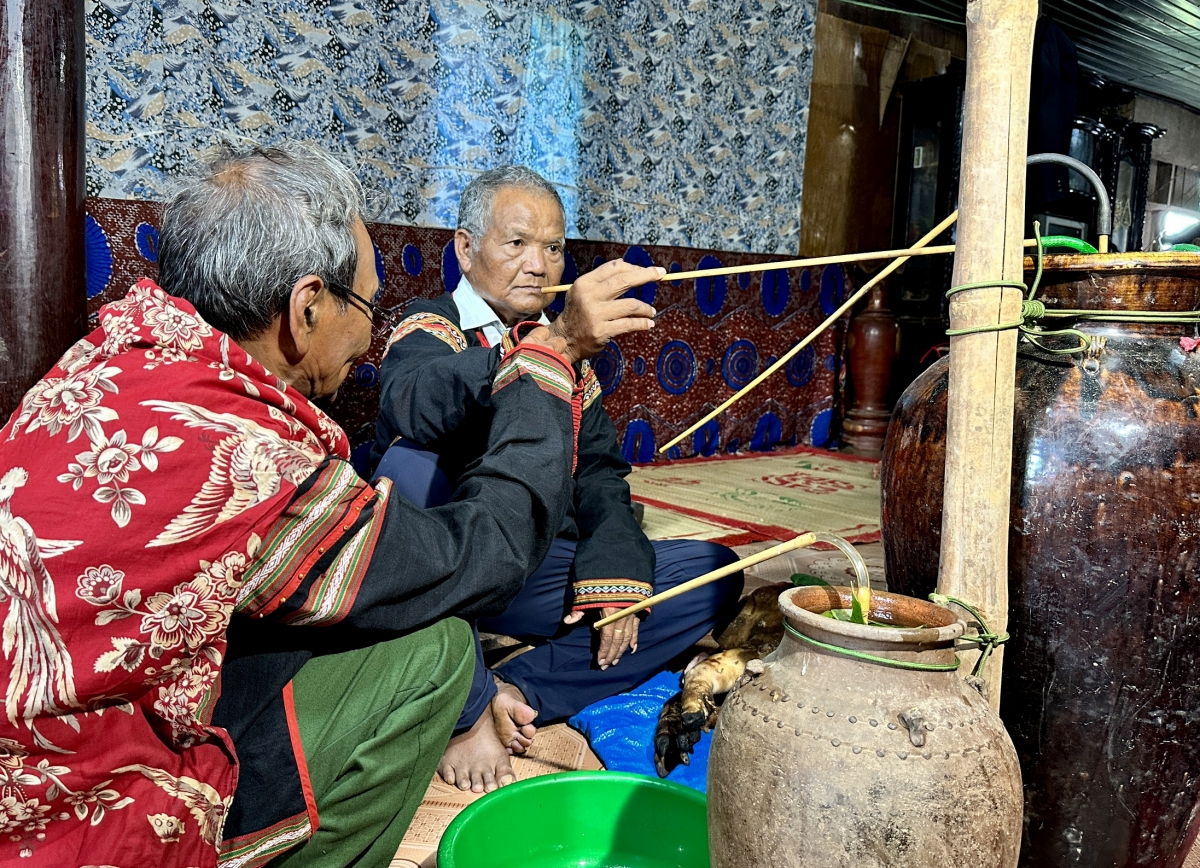 Pô iâu yang pơbuh brơi kông ngă yang kơ ơi Y Hai Kƀuôr