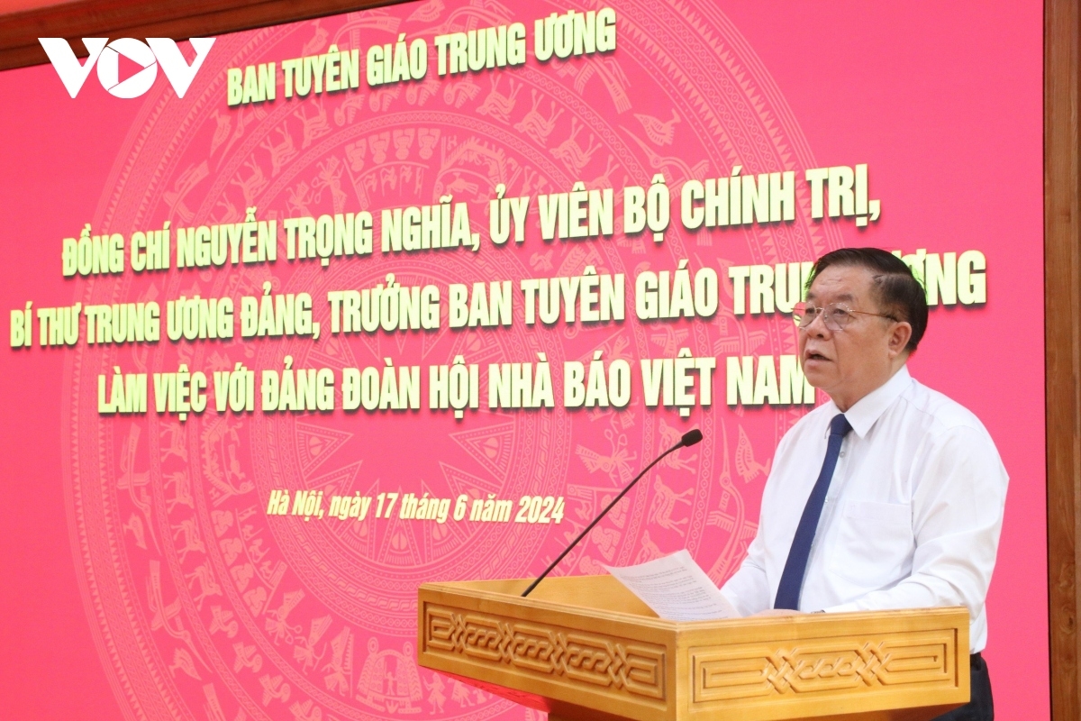 Pôa Nguyễn Trọng Nghiã tối tơbleăng