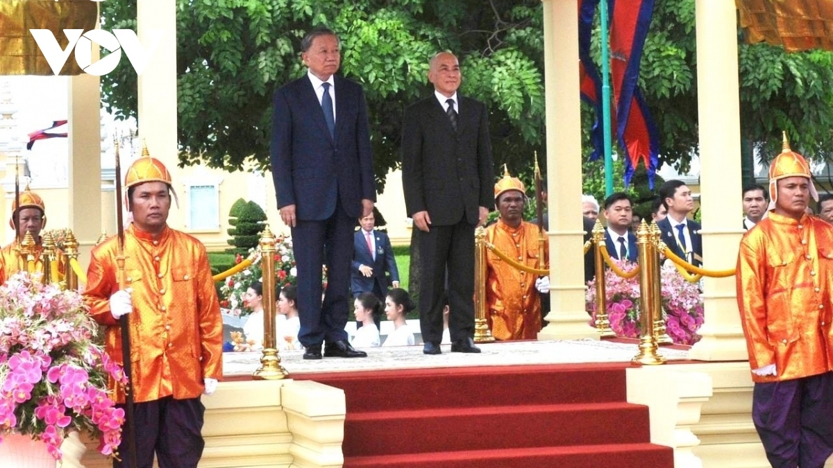 Chủ tịch nước Tô Lâm tước lưm ting chr’năp cấp Nhà nước tước k’tiếc k’ruung Campuchia