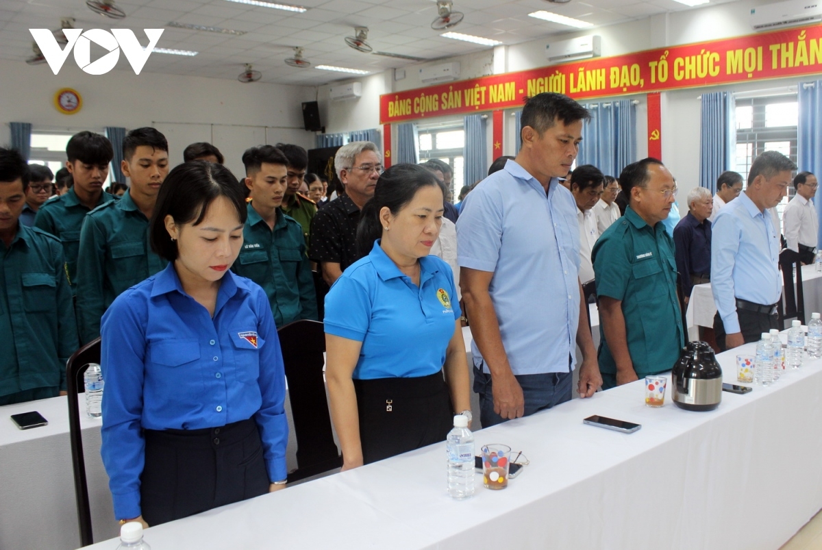 Cán bộ, chiến sĩ, nhân dân phường Hòa Hiệp Bắc, quận Liên Chiểu dành phút mặc niệm Tổng Bí thư Nguyễn Phú Trọng