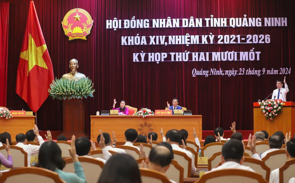 HĐND tỉnh Quảng Ninh vừa thông qua loạt chính sách hỗ trợ khắc phục thiệt hại sau bão số 3,
trong đó có hỗ trợ về nhà ở
