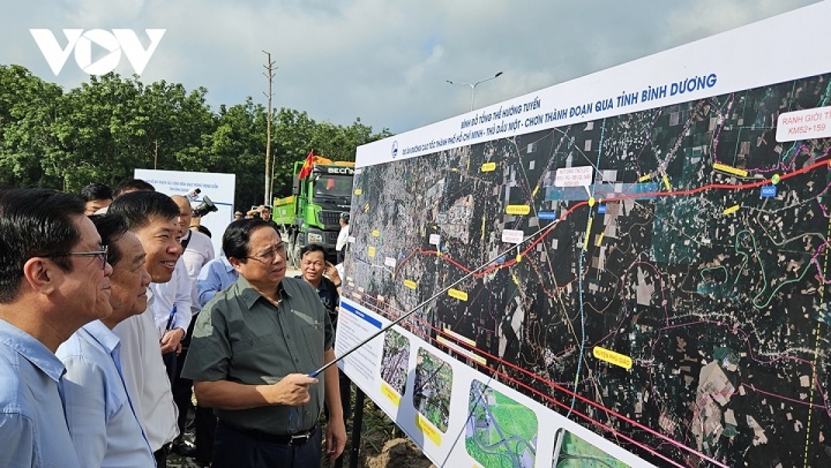 Pôa Phạm Minh Chính, Ngế pro xiâm hnê ngăn tơnêi têa séa ngăn tơdroăng tơbleăng pro tơdroăng tơkêa bro