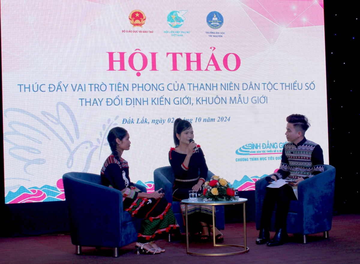 Thanh niên dân tộc thiểu số chia sẻ những câu chuyện truyền cảm hứng xóa bỏ định kiến giới