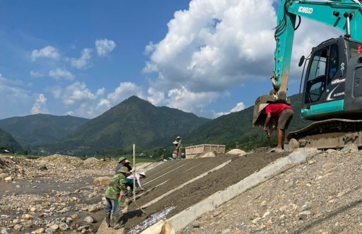 Dù dẫn đầu các chủ đầu tư ở địa phương, nhưng đến nay Ban QLDA đầu tư xây dựng các công trình Nông nghiệp và Phát triển nông thôn tỉnh Lai Châu cũng đang gặp khó về giải phóng mặt bằng