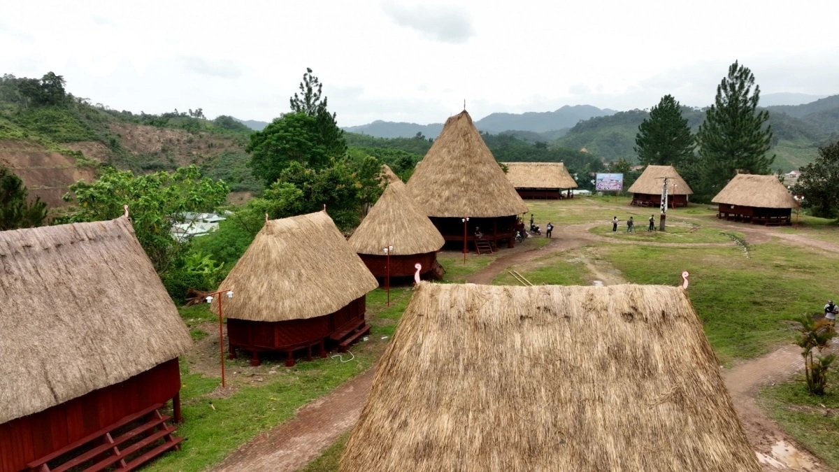 Làng văn hóa Cơ Tu ở Quảng Nam