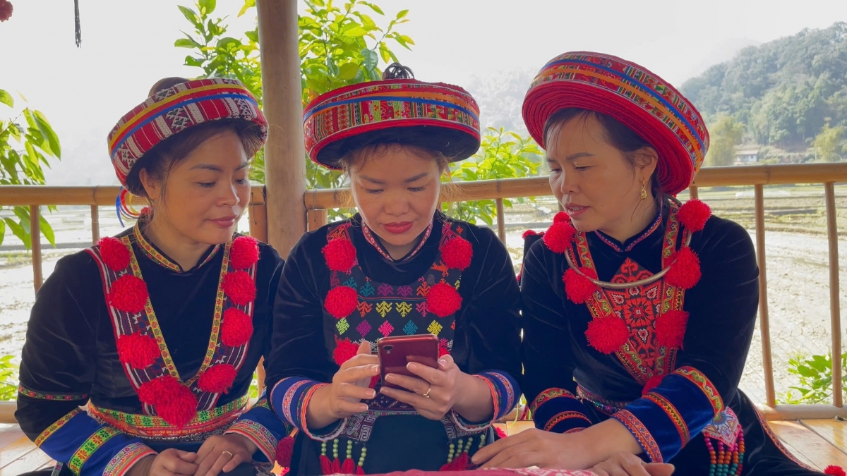 Nông dân vùng cao Bắc Kạn không đi sau cuộc cách mạng công nghệ thông tin