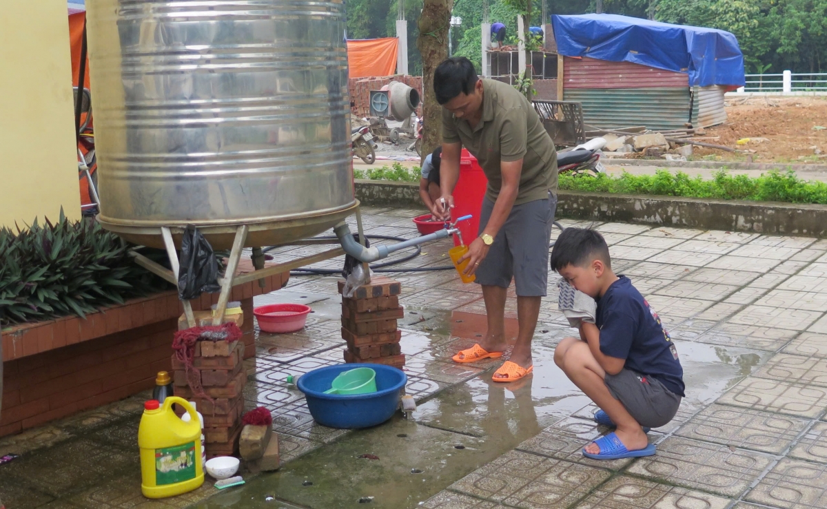 Sinh hoạt tạm bợ qua ngày.
Ảnh: An Kiên/VOV Tây Bắc