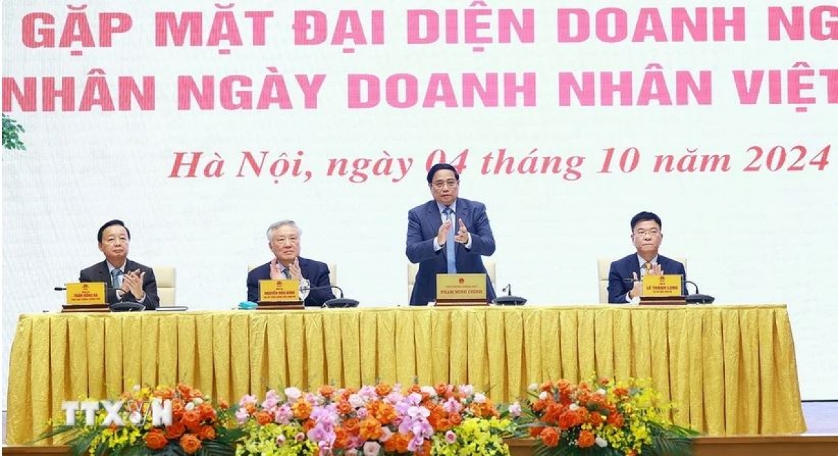 Pôa Phạm Minh Chính, Ngế pro xiâm hnê ngăn tơnêi têa trâm mâ teăng mâ khu mơdró kâ drêng Hâi khu mơdró kâ Việt Nam (13/10)