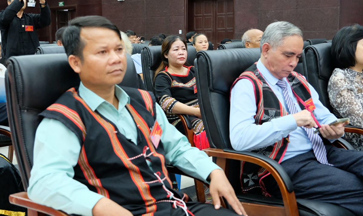 Đại biểu dân tộc Cơ Tu dự Hội nghị