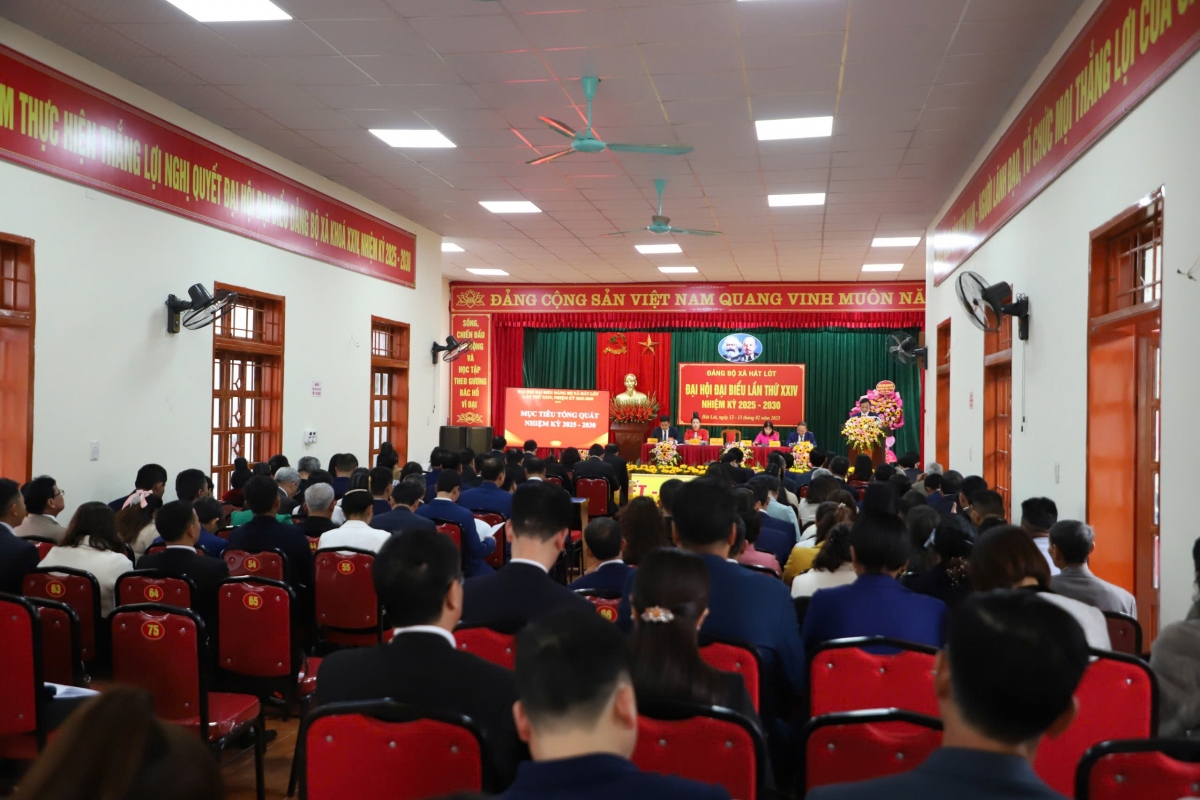 Đảng bộ xã Hát Lót, huyện Mai Sơn được Ban Thường vụ Tỉnh ủy Sơn La chọn tổ chức đại hội điểm đảng bộ cấp xã của tỉnh Sơn La