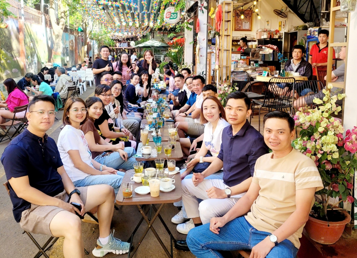 Đường sách cà phê Buôn Ma Thuột sẽ là điểm uống cà phê miễn phí trong những ngày diễn ra Lễ hội cà phê Buôn Ma Thuột lần thứ 9 năm 2025