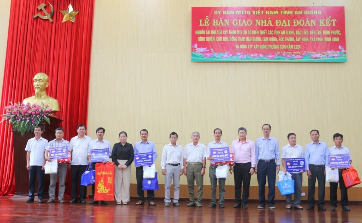 An Giang 2025 không còn nhà tạm, nhà dột nát