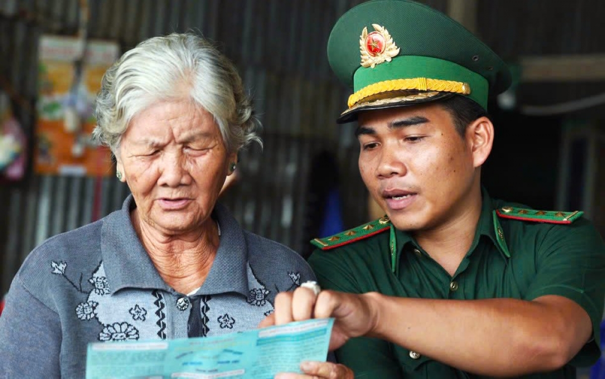 Bộ đội Biên phòng An Giang tuyên truyền, phố biến pháp luật cho người dân
