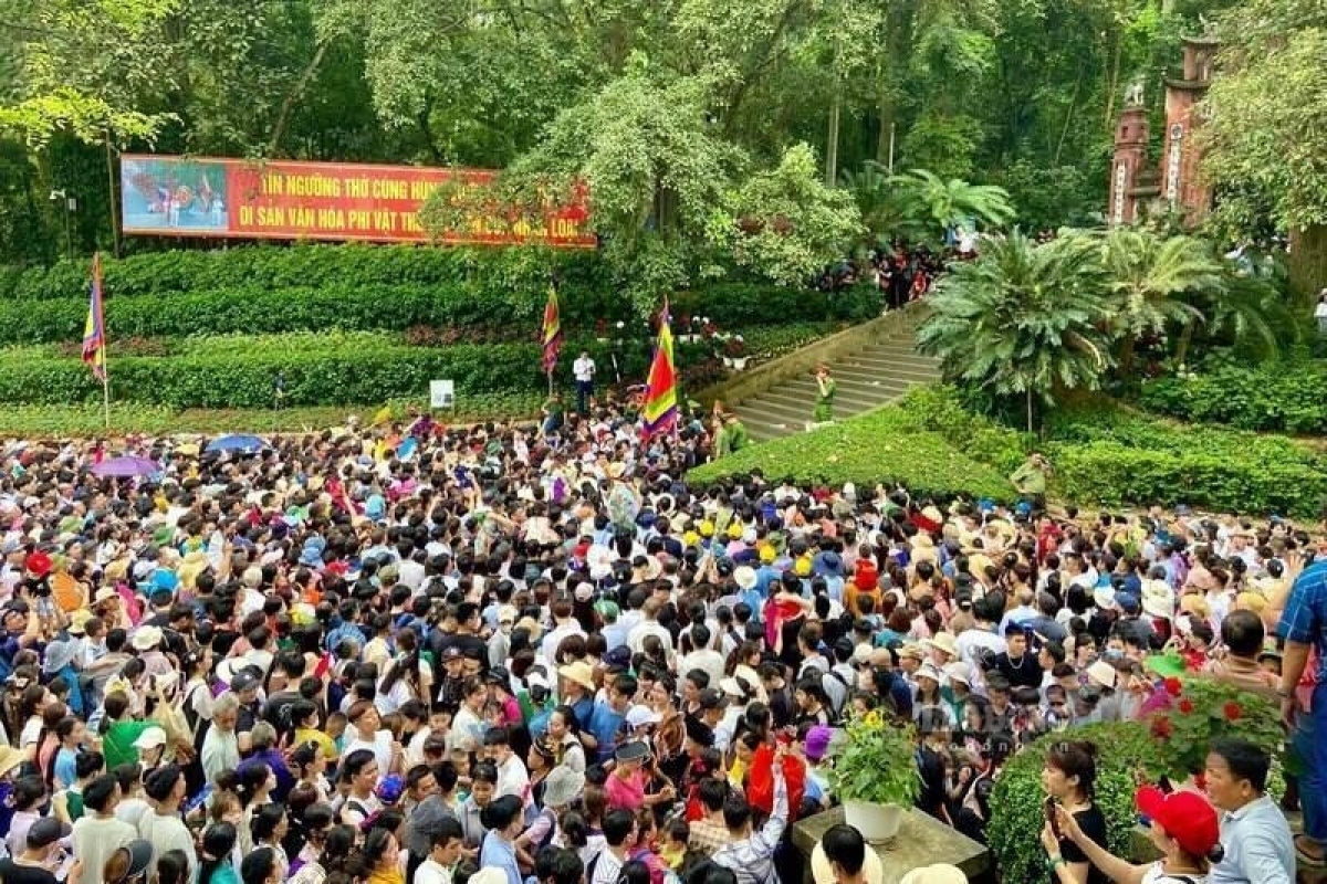 Giỗ Tổ Hùng Vương và Tuần Văn hóa – Du lịch Đất Tổ năm Ất Tỵ 2025 có nhiều hoạt động văn hóa, thể thao, du lịch được tổ chức. Ảnh: Tô Công