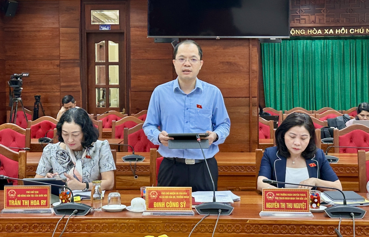 Khul jang hơlen kơ Anih jang Kuôk hô̆i pơm jang hăm Anih jang vei lăng kon pơlei dêh char Đăk Lăk