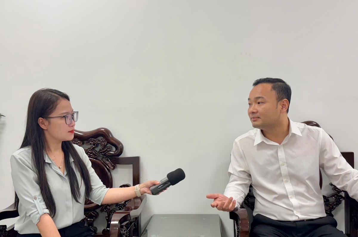 Kẻ khày pưng khù dạk cha nhẳn pao chấp năm pưng chương trình luông pùn phén mương
------
Pưng Chương trình luông pùn phén mương ma tang mả khày kình tế, xã hội phổng pi nọng chựa nọi côn cánh phổng xùng đìn pu dón xìa cặt cung tẹt tiêng, tẳng tánh bản na mắư cọ hôm phân nho xùng luông kìn dú, dệt dượn, khòng côn dần nẳng tỉnh đìn pu Sờn Là, tựng dan huấn tển pưng khù báu hê châng cằn khòng phổng thanh phố cánh bản na, khòng phổng lô, chựa côn cắp cằn.
Họt mết pì 2024, số chua hươn cặt toi luông tặt pùn mắư dan té pì 2021 – 2025 khòng tỉnh Sờn Là nhăng chi áo họt 11%. Tênh mết chu chua hươn cặt, chua hươn áo cặt, pi nọng chựa nọi côn nẳng phổng nhăng pọ lài dạk cha pọm đảy choi xự BHYT, cài 98% số xã mi tàng xè tô họt càng òng, phân lài pưng trương ép mi hươn bán trú, mi hươn dệt khảu lanh cành ngai, thiềng xìa nhẳn pao cựt tóp lang áo khòng học sình. Lung Lu Vằn Cường, Chủ tịch UBND huyện Yền Chầu, tỉnh Sờn Là hẳư hụ:
“Xum khỏi cọ lăm le lau tênh mết nẳng chu xã, thị trấn mi chua hươn đảy cận đảy choi dừa vạy tọp hòm ngơn cốc chấp năm. Tặt pùn hẳư tênh mết chủm mú chính trị pọm chôm hặp, giào nả vịa hẳư tựng đồng chí, xỏn hôm kẻ khày pưng ngon vịa khòng chảu. Đối cắp pưng côn đảy choi dừa, xum khỏi cọ tặt pùn, chơ đảy bàn giào cồng trình hư đảy mi trách nhiệm pảy chự pưng cồng trình đảy hươn mương tẳng tánh, pưng xã, bản cọ đảy mi trách nhiệm chảnh thí”.
Dan té pì 2021 – 2025, Chương trình luông pùn phén mương ma tang dón xìa cặt cung tẹt tiêng nẳng tỉnh Sờn Là mi tênh mết số ngơn cốc lỏ chi áo họt 1.237 tỷ mằn, họt khay cọ pằn dài đảy cài 52%. Lẹo Chương trình luông pùn phén mương ma tang tẳng tánh bản na mắư cắp số ngơn cốc lỏ 214 tỷ mằn khay nị cọ pằn dài đảy cài 35% ngơn cốc.
Toi phủ uồn pa Chì cục mả pẹ bản na, Sở Nồng nghiệp cánh môi trường tỉnh Sờn Là, pưng Chương trình luông pùn phén mương ma tang dón xìa cặt cung tẹt tiêng cánh tẳng tánh bản na mắư đảy phề duyệt cánh pằn dài ngơn cốc toi dan hầng hy; lài luông pùn chính sách, nả vịa cánh mú côn chấp năm cọ hê đảy tặt pùn chảnh thí, tục po; san luông pùn, chính sách khòng Trùng ường chọm đảy pùn ók cọ xỏm pành, tứm ten, piến sắư xương nặn dệt hẳư vịa pằn dài ngơn cốc đảy xỏm pành, tứm ten hẳư chọp xồm, nuống pan họt dan chấp năm pưng chương trình hạng pì.
Lung Dương Gia Định, Phó Chi cục trưởng Chi cục mả khày bản na tỉnh Sờn Là hẳư hụ:
“Ngon ngơn cốc khòng Chương trình luông pùn phén mương ma tang dón xìa cặt cung tẹt tiêng đảy Trùng ường giào chảnh thí họt tựng dự án xương nặn cọ dệt mết xìa vịa mi xương hák khâng chấp năm khòng tỉnh, dệt dạk cha cuồng vịa xiếp lặt, lựa chọn pưng nả vịa vạy nhọng nho chấp năm cón hẳư chọp xồm cắp khù mi tẹ khòng địa phường; Ngon ngơn cốc khòng Chương trình luông pùn phén mương ma tang tẳng tánh bản na mắư tặt pùn số ngơn đảy phụi sắư lỏ 1 – 1 xương nặn cọ dệt dạk cha hẳư tỉnh cuồng vịa pằn dài ngơn cốc té ngần sách địa phường”.
Cắp Chương trình luông pùn phén mương ma tang mả khày kình tế, xã hội phổng pi nọng chựa nọi côn cánh phổng xùng đìn pu, kế hoạch giào ngơn cốc cuồng dan té pì 2022 – 2025 khòng tỉnh Sờn Là lỏ cài 4.900 tỷ mằn, họt khay cọ pằn dài đảy cài 62%, kế hoạch ngơn cốc giào, cắp lài dự án nhắư nọi cọ đàng pọ lài dạk cha, khắt khỏng.
Vạy kẻ khày pưng khù nị, púc pua văn xưa mắư nả vịa pằn dài ngơn cốc cánh nhẳn pao chương trình đảy chấp năm cựt đảy lang đì, toi lung Nguyễn Duy Dũng, Phó Giám đốc Sở Dần tộc cánh Tồn giáo tỉnh Sờn Là, cận mi pưng luông xỏm pành pưng luông tặt pùn, chính sách té Trùng ường cánh pưng Bộ, ngành:
“Xum khỏi xò vay văn phạo xỏm pành pưng chính sách choi dừa mả khày vịa dệt dượn cánh puồng kìn đơi dú khòng côn dần nhăng pọ lài dạk cha toi luông tặt pùn khòng Thủ tướng chính phủ cánh pưng khù nhăng khắt khỏng ứn cuồng vịa chấp năm chính sách choi dừa đối cắp pi nọng chựa nọi côn nhăng pọ lài dạk cha ứn”.
Pưng sở, ngành, địa phường nẳng tỉnh Sờn Là cọ cận púc pua văn xưa vịa chấp năm nả vịa pằn dài ngơn cốc, dệt lẹo pưng chỉa lai dòm ngơn cốc, hồ sở phề duyệt dự án vạy púc pua văn xưa vịa pằn dài ngơ cốc pưng chương trình; xỏn hôm lăm le lau, xò vay xỏm pành, tứm ten pưng luông pùn, vịa cận chấp năm khòng pưng đờn vị hành chính danh đù chi huốp hôm, tổ chức lau chuông máy toi Nghị quyết số 18 khòng Chính phủ./.
Lê Hạnh – Thành dịch