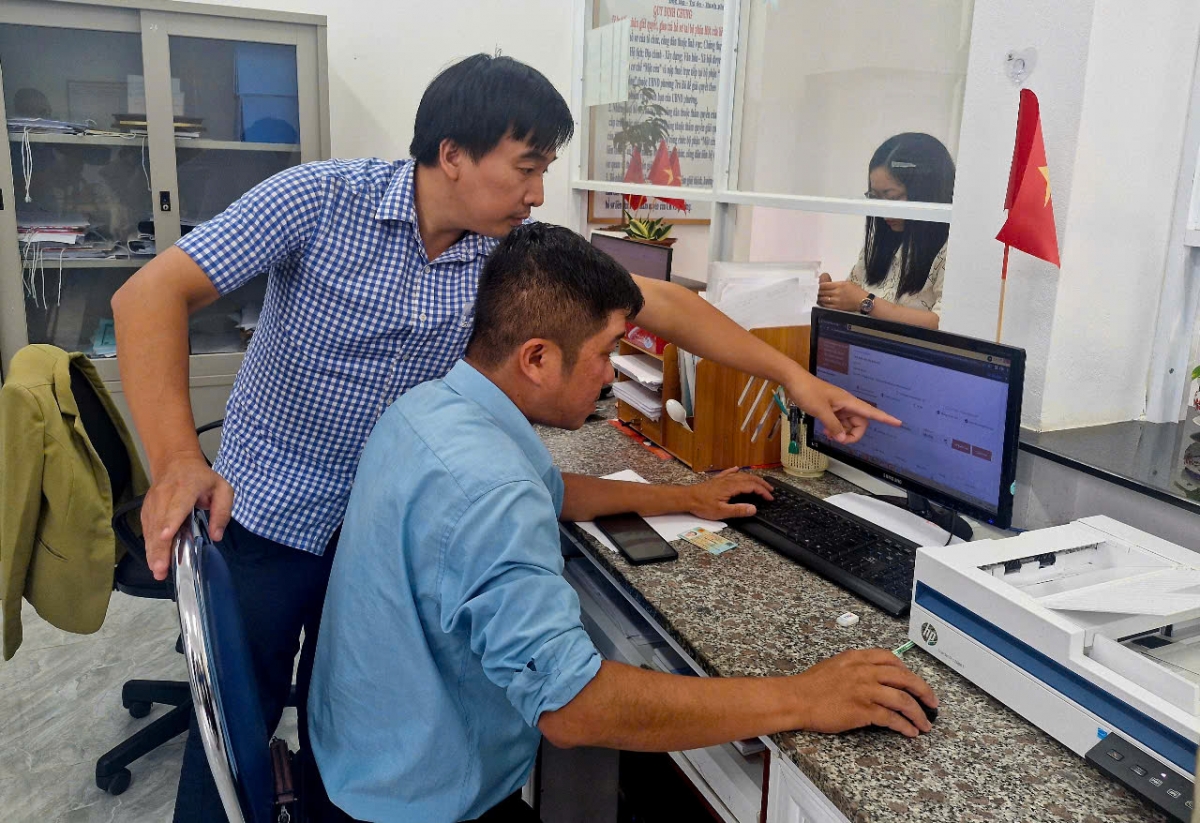 Ngoh Phan Vĩnh Đạt, Kŏng chưk pêi cheăng séa ngăn tơnêi bêng Hội Phú (ngế ki ‘nân) châ kăn ƀô̆ Vi ƀan kong pơlê Bình Định tŏng gum pêi pro mơ-éa