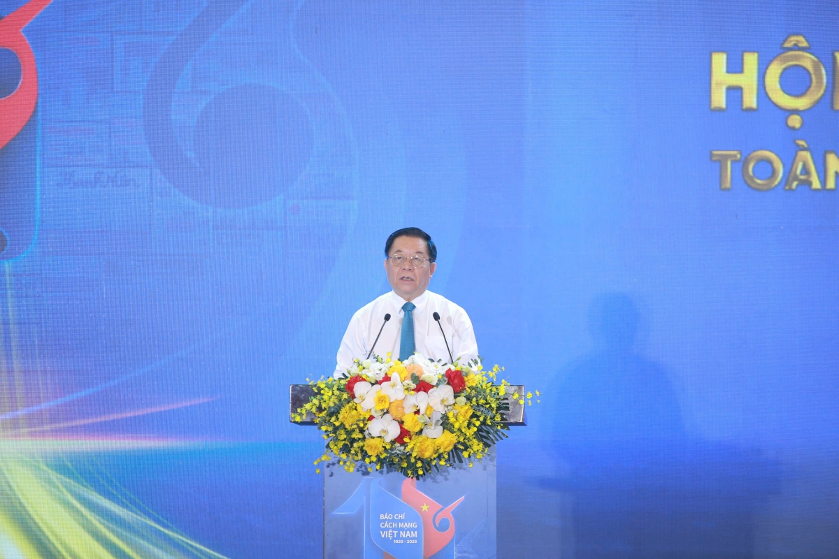 Ƀok Nguyễn Trọng Nghĩa, Kơdră jang lơ̆m Anih tơm Chinh trĭ, Kơdră Anih roi tơbăt păng Krao hơvơn kon pơlei Trung ương pơma tơ̆ jơ hop