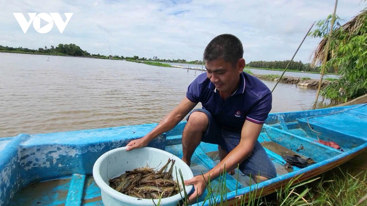 Urang raong hadang di xa Lương Nghĩa chraong mek hadang sú