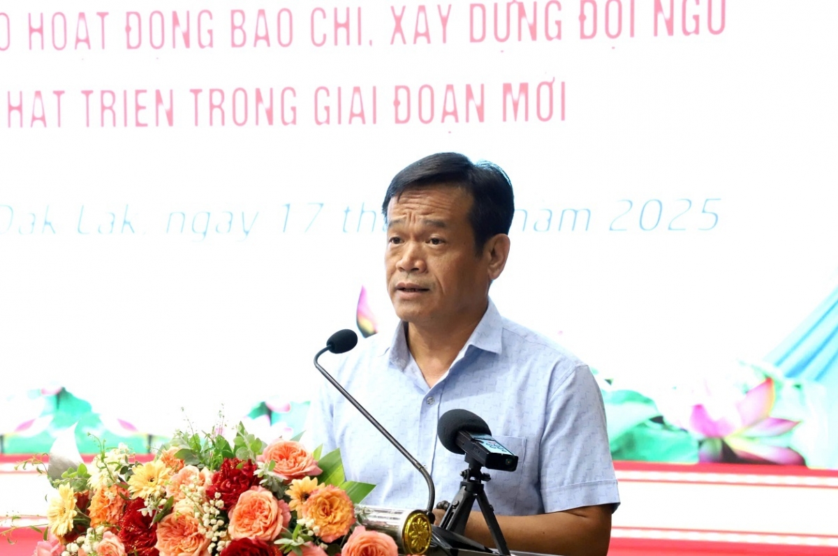 Rim bơngai tang măt akŏm pơma tơlĕch nơ̆r tơgop lơ̆m tơ iung pơjing khul bơngai jang chih kơtơ̆ng ang trŏ lăp hăm tơdrong pơkoel tơdrong jang chăl ‘nao.