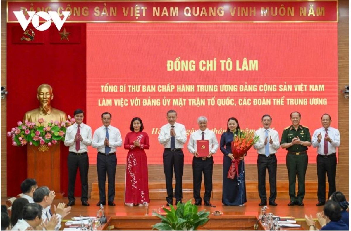 Pôa Tô Lâm, Kăn xiâm pơkuâ hnê ngăn cheăng Đảng diâp pơkâ kơ cheăng, khu tơrŭm cheăng tơnêi têa kơ koan Vi ƀan Măt trâ̆n Tơnêi têa Việt Nam tiô túa cheăng nếo
