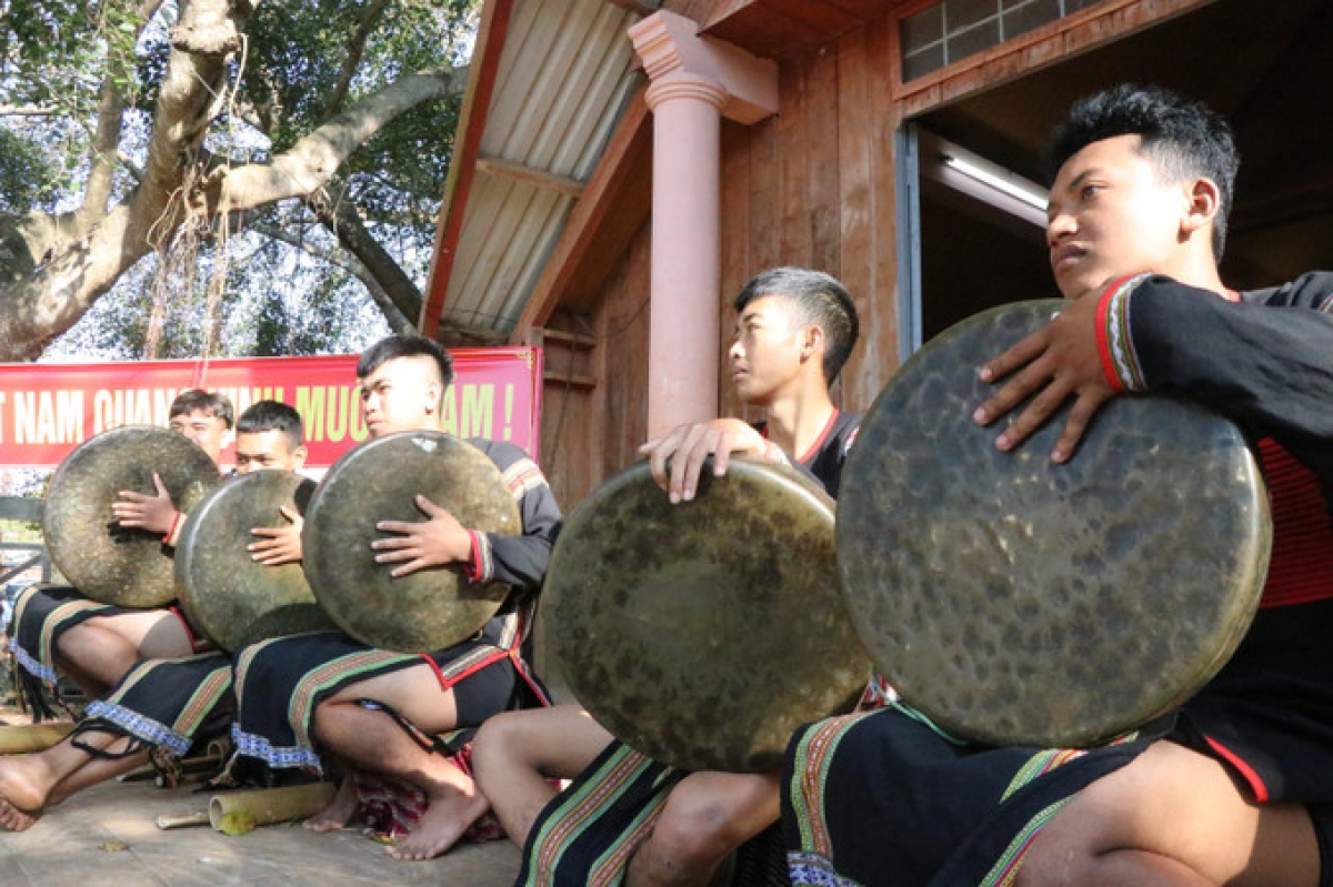 
Rùp ai bơh tàm internet