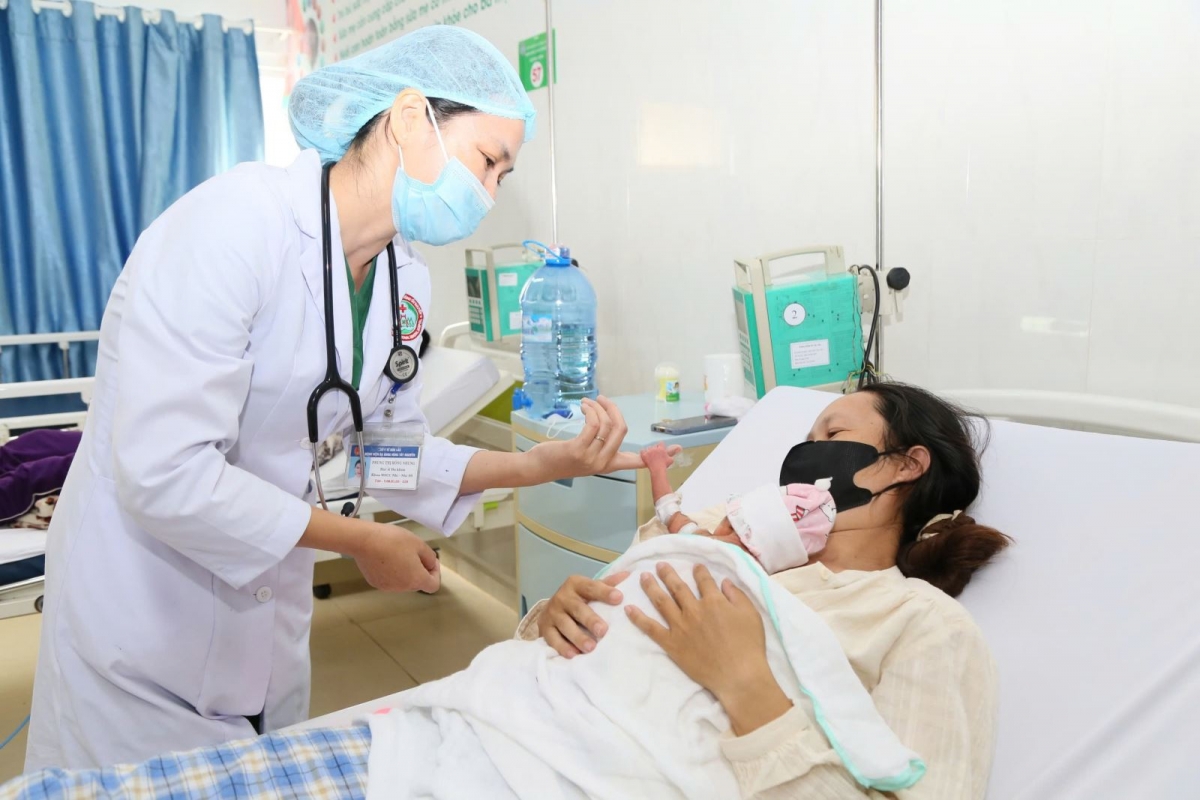 Trong mkra Kangaroo kơl oh bê deh mô tŏng khay n’hao tâm rgop đah mê̆ n’hanh đăp mpăn n’hâm play nuyih, nsôr n’hanh duh săk
 