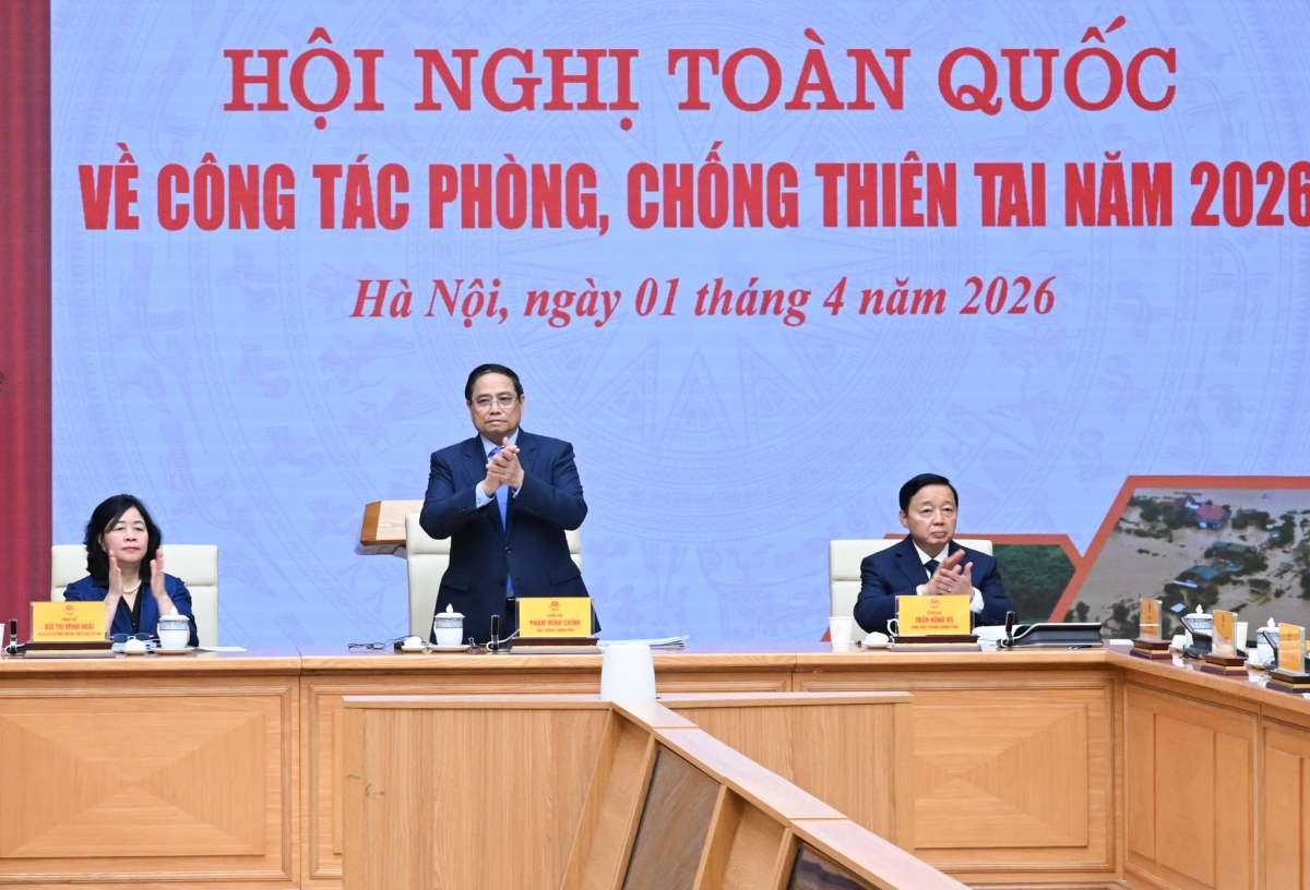 Thủ tướng Cíñ phủ ồng Phạm Minh Chính đơng lam pơrjum