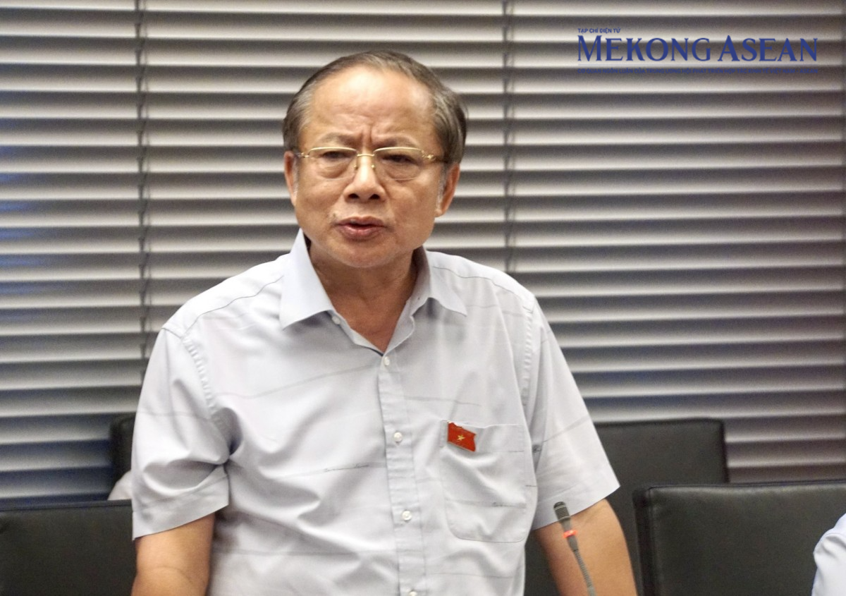 Wa Nguyễn Văn Thân rmôt kan bah nkuăl ƀon têh Hồ Chí Minh