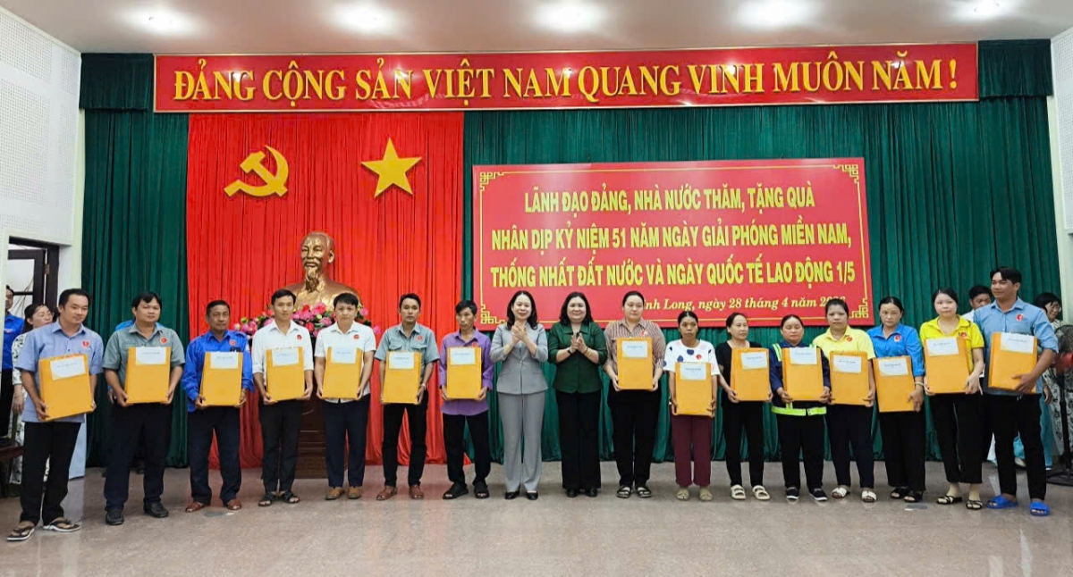Phó Củ tịc lơgar mò Võ Thị Ánh Xuân bal mờ mpồl lơh broă bơh Dà lơgar pà phan ai hìu nhă geh sră dong kờl in