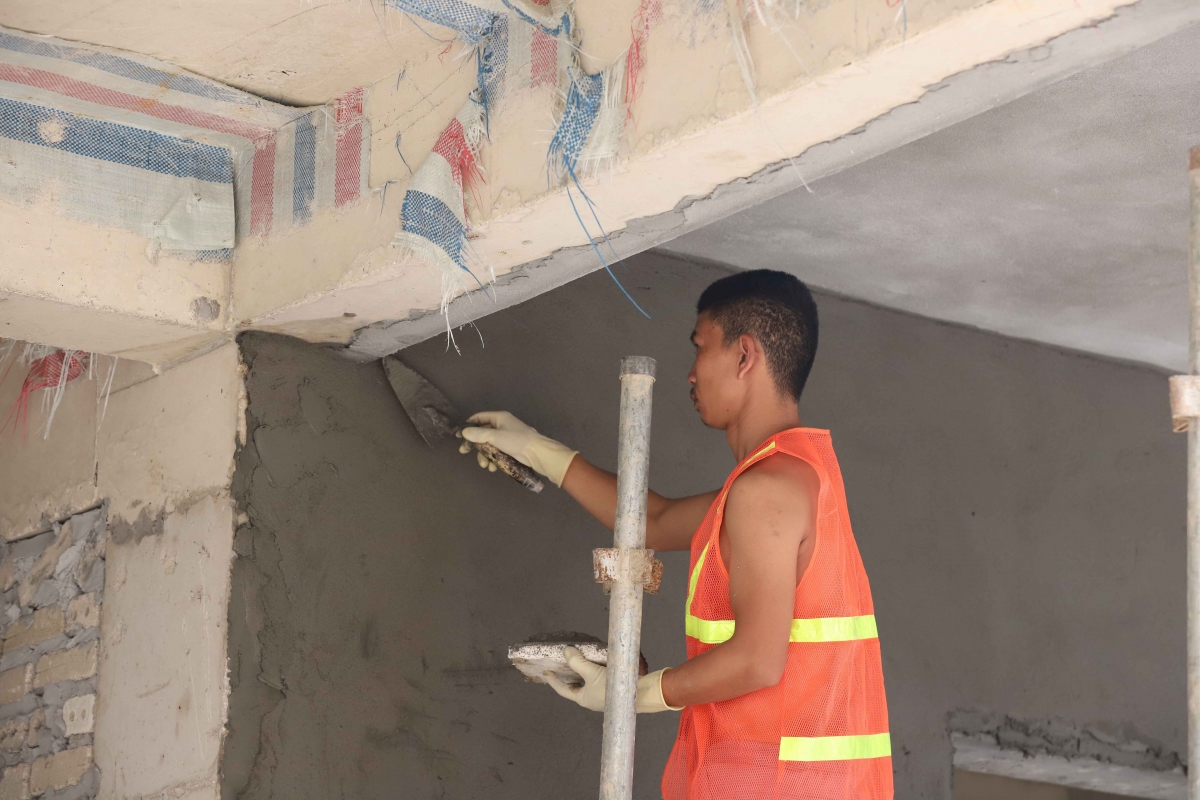 Công nhân thi công 3 ca, 4 kíp để đảm bảo tiến độ