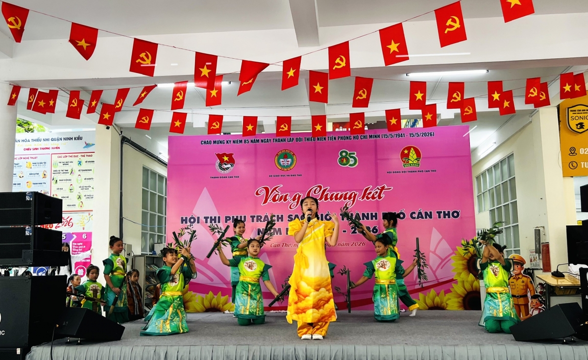 Phần thi “Phụ trách sao toàn năng” năm nay được các Liên đội chuẩn bị kỹ lưỡng, công phu